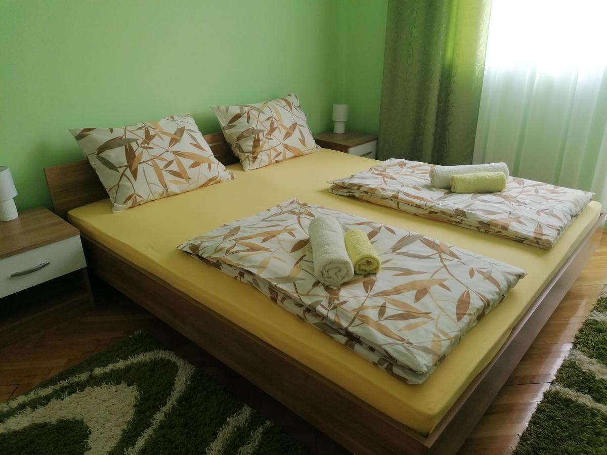 Apartman ,,Milica" Donji Milanovac Luaran gambar